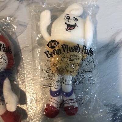 New Dairy Queen Bean Plush Pals-Set Of 2 DQ ice cream cones soft
