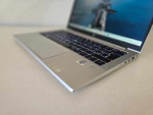 Hp Elitebook 830 g7..i5-10310U..RAM 16..SSD 512 Schermo13,3 FHD+ RICONDIZIONATO - Afbeelding 3 van 7