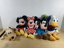The Disney Store mini bean bag set of 5 Mickey,Minnie,Donald,Goofy,Pluto