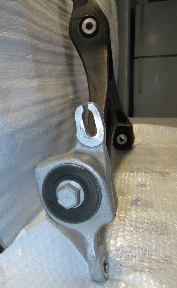 2006-2013 MERCEDES BENZ R350 ПЕРЕДНИЙ ПРАВЫЙ ПЕРЕДНИЙ НИЖНИЙ РЫЧАГ УПРАВЛЕНИЯ OEM - Изображение 2 из 4