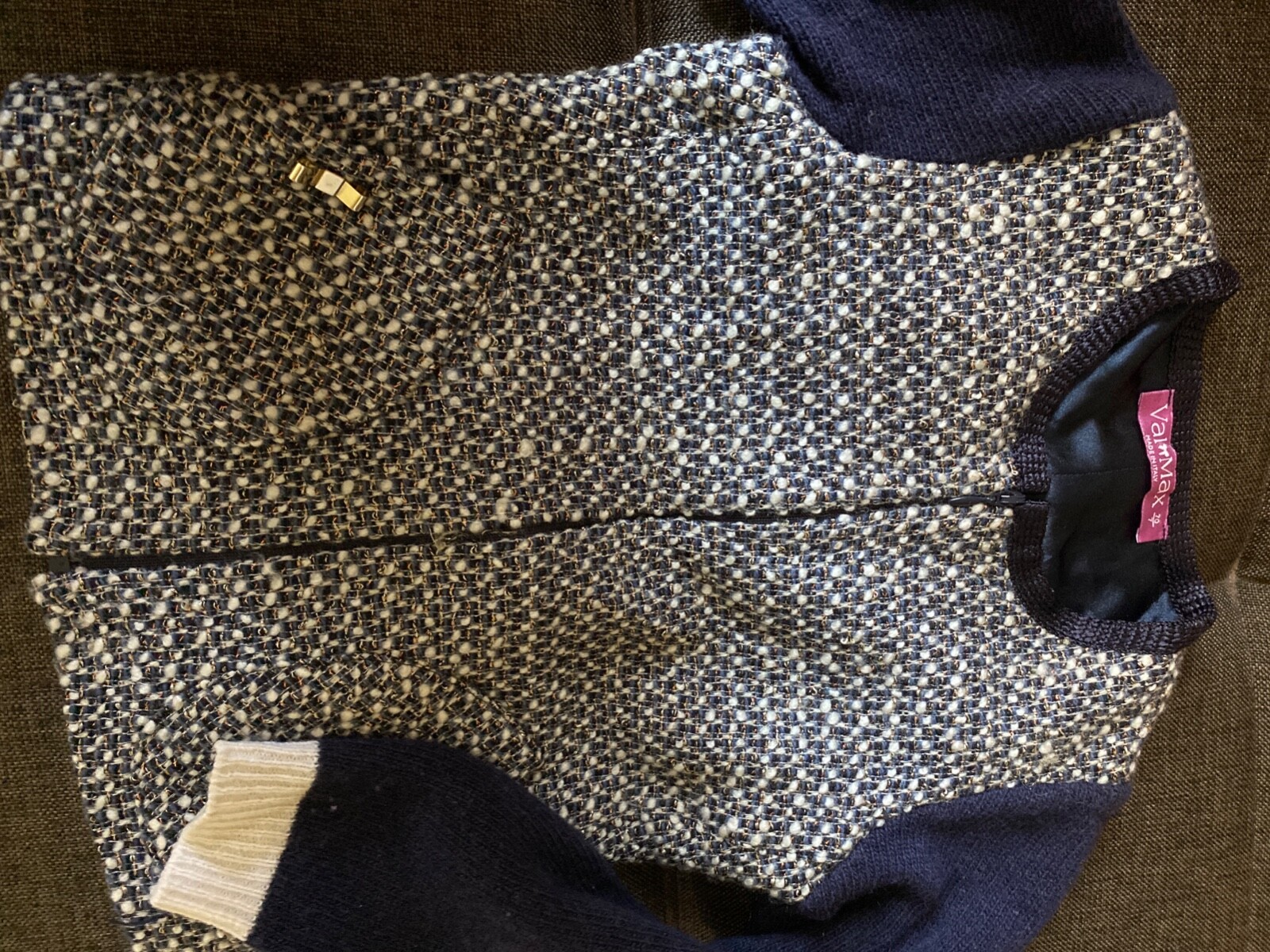 Picture 2 of 3