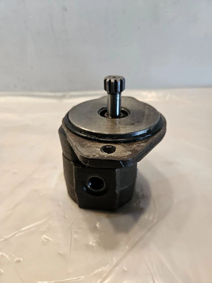 Caterpillar CAT C-15 Diesel Engine Fuel Transfer Pump 139-2359 OEM - Imagem 4 de 4