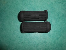 Paire caoutchouc repose pieds noir Motobécane 89 / 98 / 99