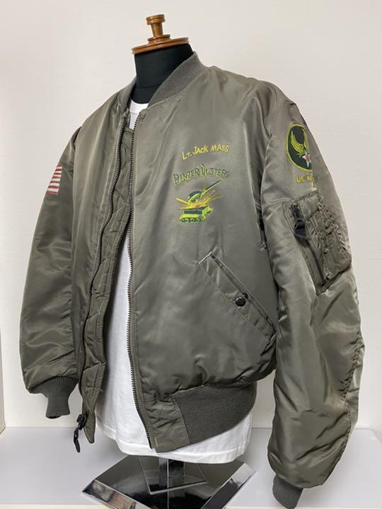 Avirex/Ma-1/Flight Jacket/Vintage/L/Paint/Made In America