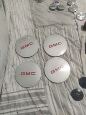 1994-1997 Oem Gmc Jimmy Sonoma S150 Silver Snap In 15 Center Cap Pn 15982660