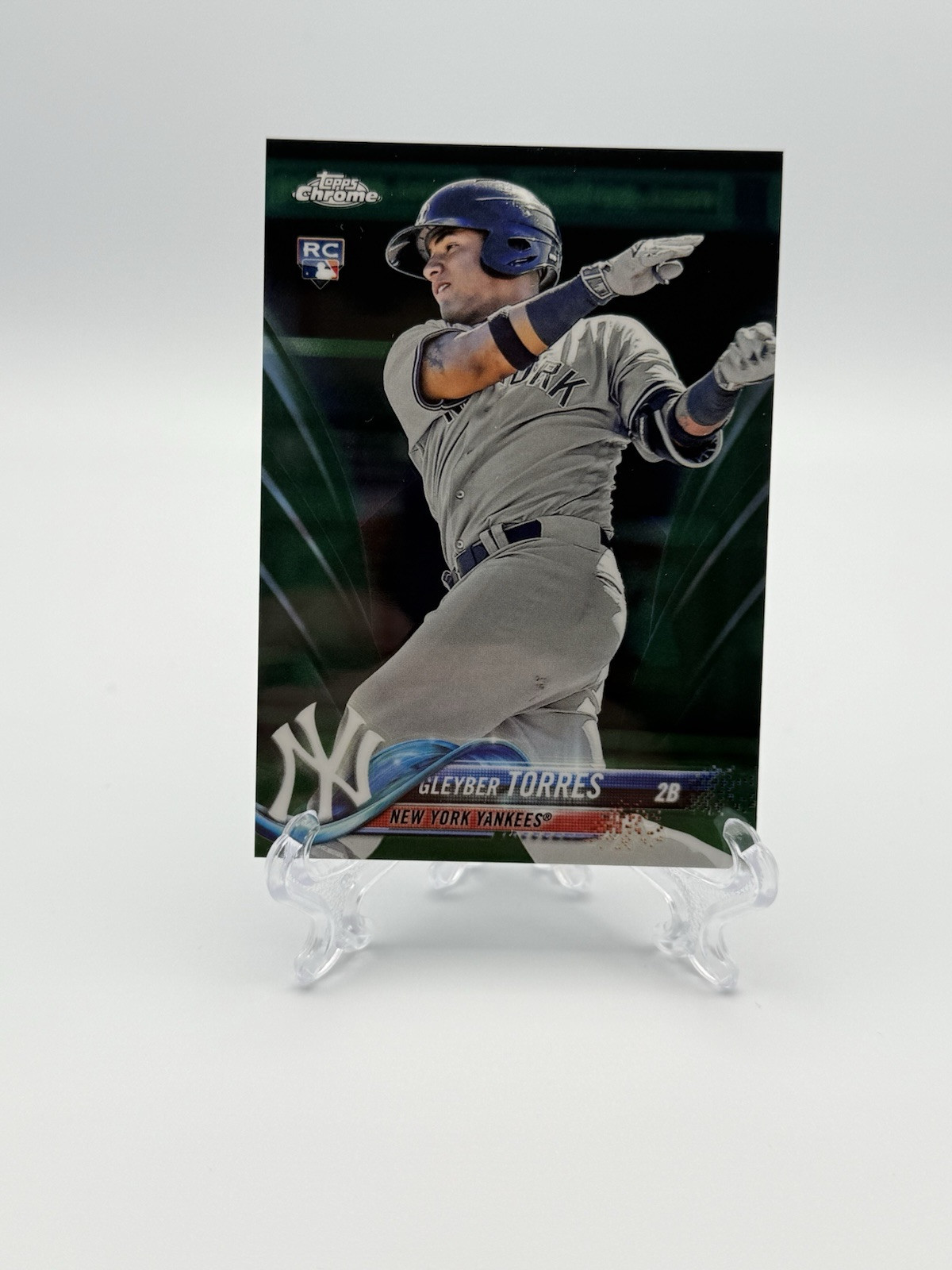 2018 Topps Chrome - Gleyber Torres #31 Green Wave Refractor /99 (RC)