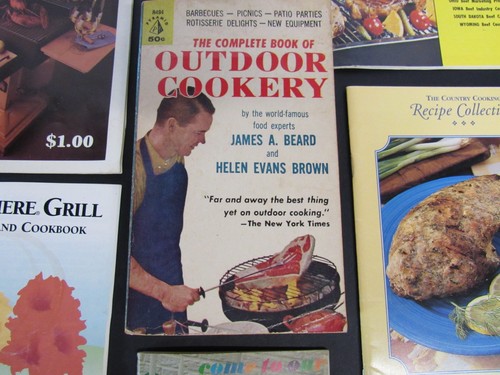 8 Vintage Barbecue & Grilling Cookbooks ~ Outdoor Cookery by James Beard (1960) - Foto 5 di 10