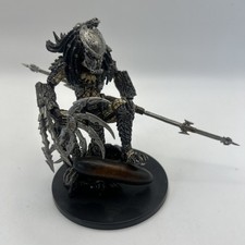2005 Kotobukiya One Coin Alien Vs Predator Celtic Predator Stands On Dead Alien