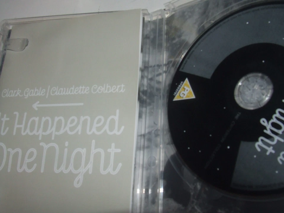 It Happened One Night BLU RAY  The Criterion Collection  Clark Gable - Image 3 of 3
