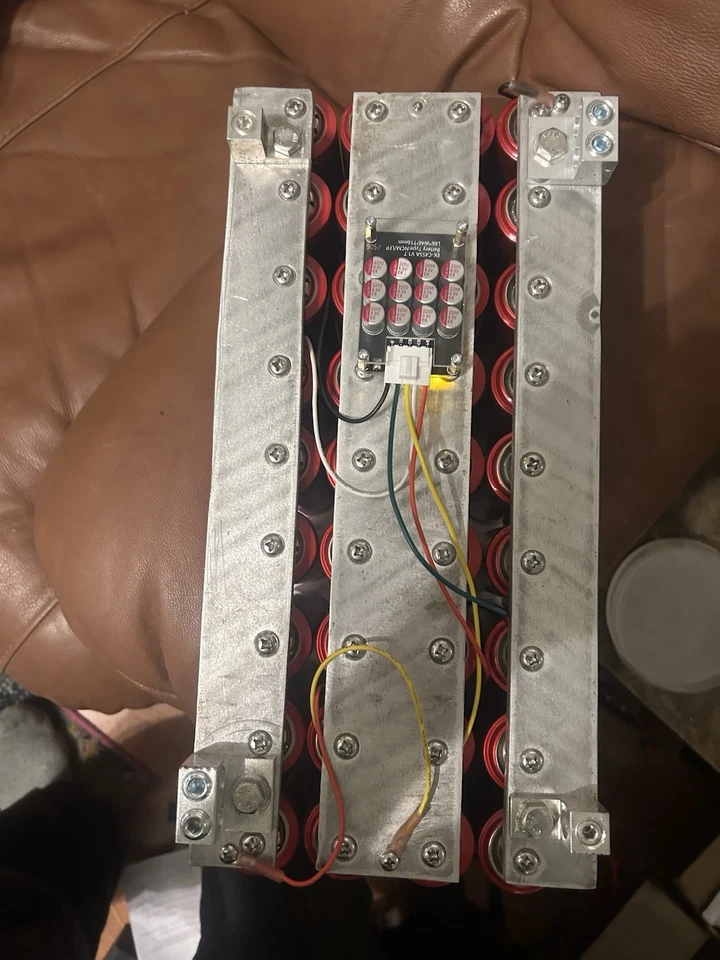 BATERÍA DE FOSFATO DE HIERRO Y LITIO 72 AH - (36) CELDAS 2ah 38120HP - ¡Nueva! Foto 2 de 2