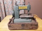 betsy ross sewing machine 1950s sewing machine seamstress vintage sewing machine — photo 3