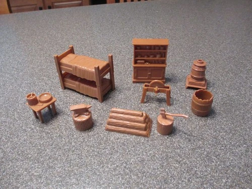 VINTAGE MARX ROY ROGERS WESTERN PLAYSET RANCH HOUSE ACCESSORIES