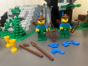 Lego - Forestmen - Camouflaged Outpost #6066 With Box Tray Instructions COMPLETE