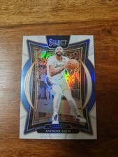 2024-25 Panini Select Anthony Davis White Prizm 035/149 #25 Dallas Mavericks GM