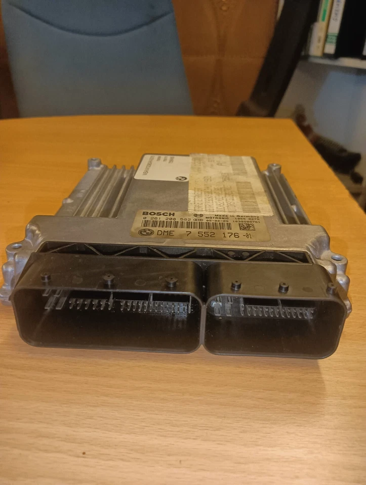 BMW E90/E91/E92/E93 DME/ECU 7552176 - Image 2 of 3