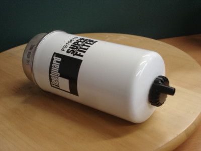 Fleetguard FS19619 Kraftstoff/Wasserabscheider Filter. (Neu/Altbestand)
