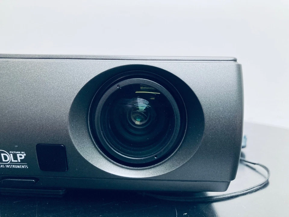 Optoma Widescreen Projector EP1691 - HDMI - 11 Lamp Hours -Remote Control & Case - Image 3 of 4