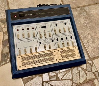 Vintage Heathkit ET-3200 Digital Design Experimenter pretty nice