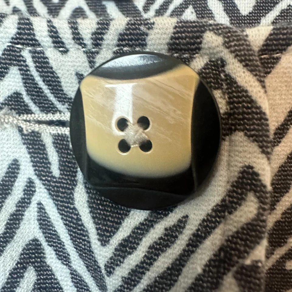 Cabi Jacket Style #3034 Womens M Gray White Zig Zag Zebra Ponte Knit Pockets - Image 3 of 4