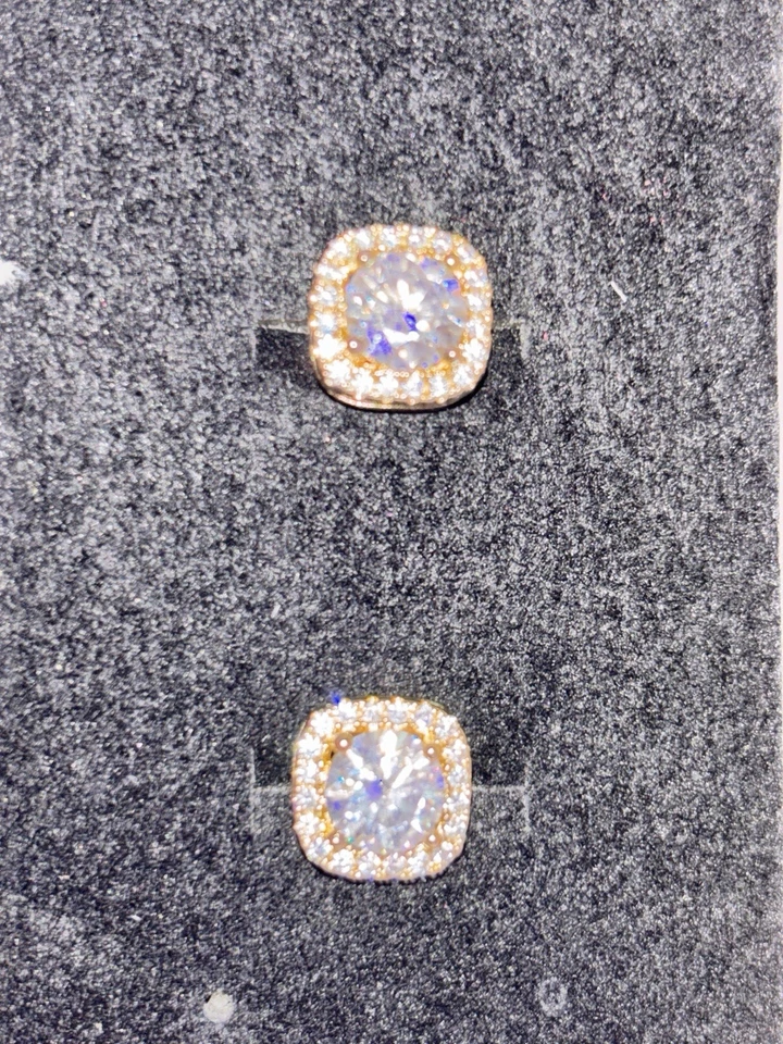925 Sterling Silver D VVS1 Moissanite Stud Earrings Unisex GRA Certificate - Image 4 of 4