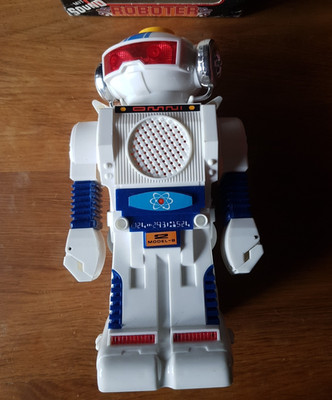 Dickie Roboter mit Sound 80 er Jahre Blinkende Augen Anstoß Wende Automatik OVP