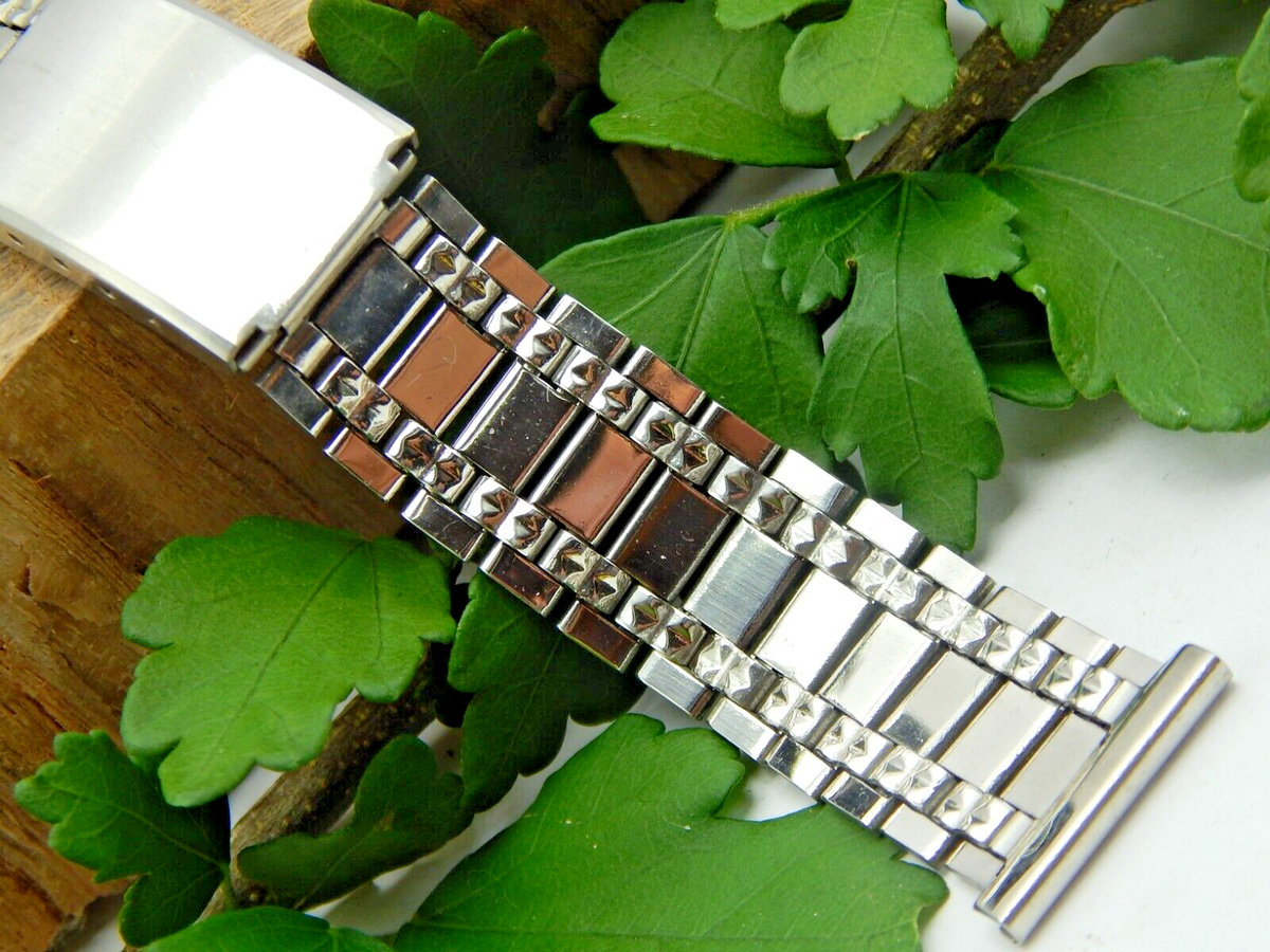 Lot of 4 bracelet watches rare vintage VINTAGE RARE LUXURY LADIES SWISS MECHANICAL WATCH BRACELET  main image 2