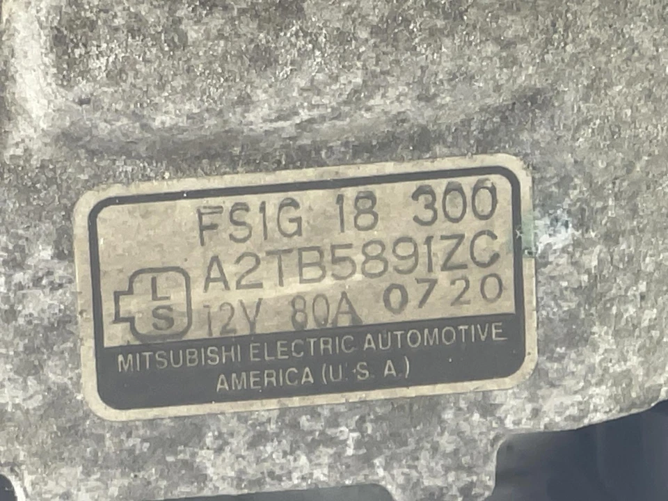 Alternador usado serve: 2001 Mazda 626 4 cilindros grau A - Imagem 3 de 4