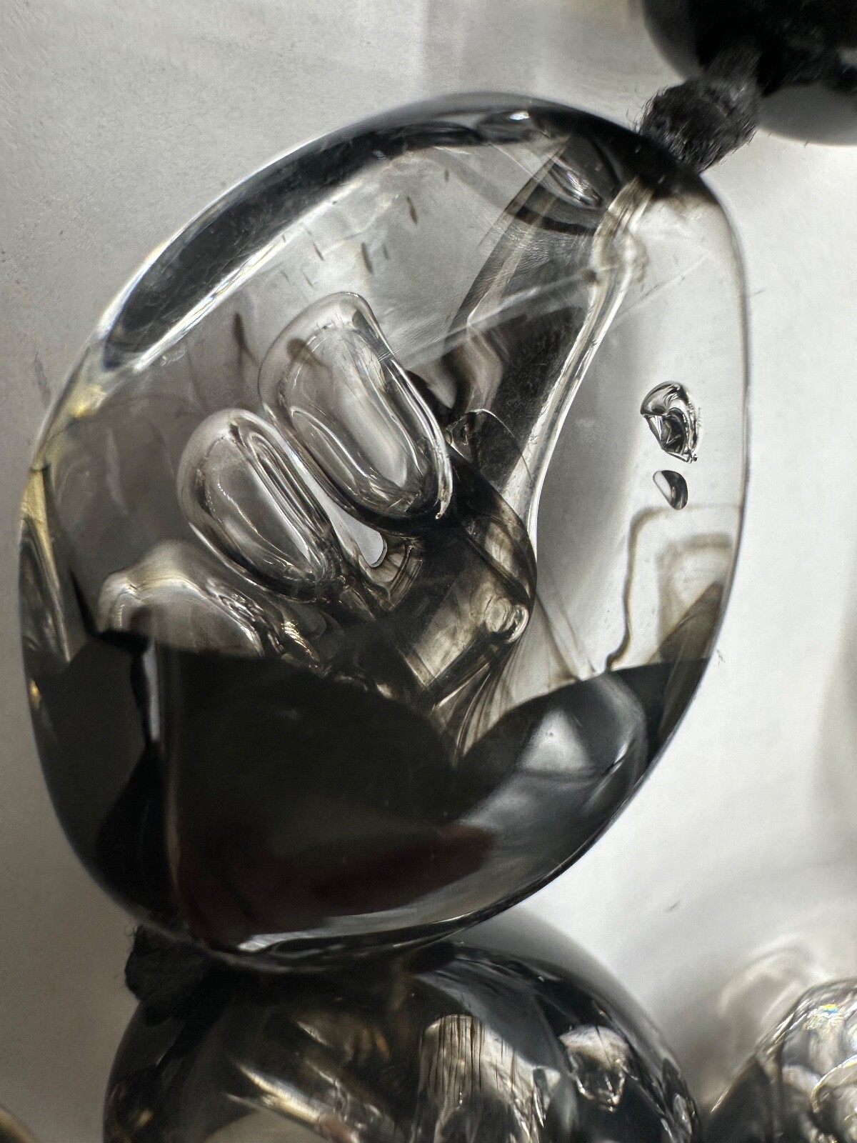 STATEMENT CLEAR BLACK CONTROLLED BUBBLES LUCITE N… - image 8