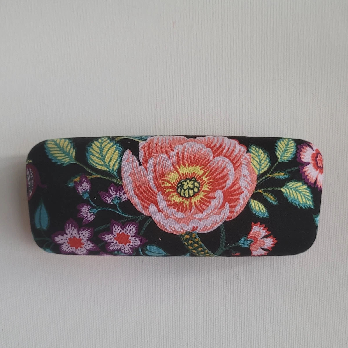Clamshell Sunglasses Case in Folkloric Floral Vera Bradley Clamshell Readers Eyeglass Case, Black Bandana  main image 3
