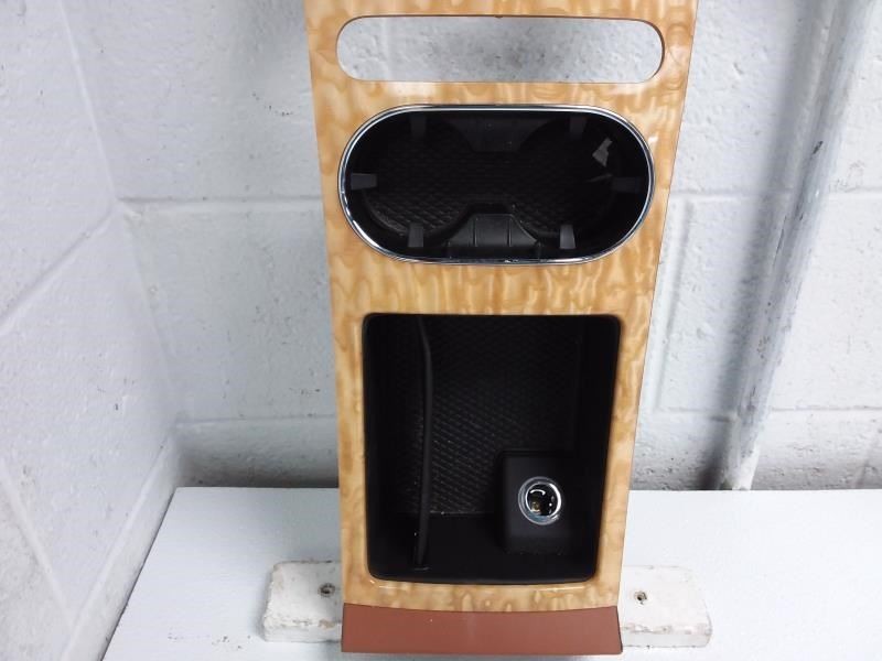 CENTER CONSOLE COVER BENTLEY FLYING SPUR  2014 Console, Front 820812