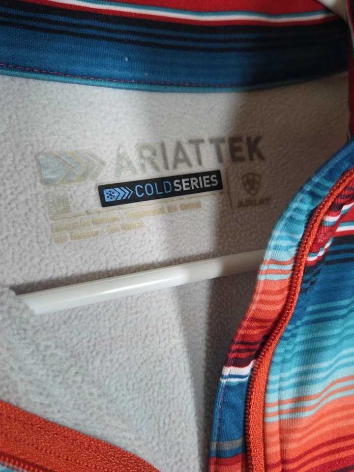 Camisa ecuestre a rayas mediana 1/4 cremallera Ariat Tek Cold Series para mujer Foto 3 de 4