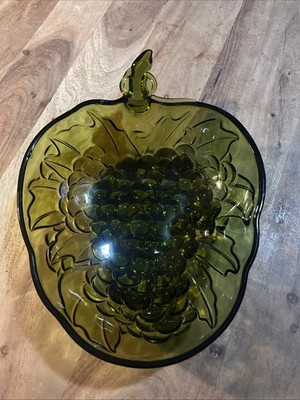 Vintage Indiana Glass Green Grape Large Bowl Salad Fruit Pressed Glass