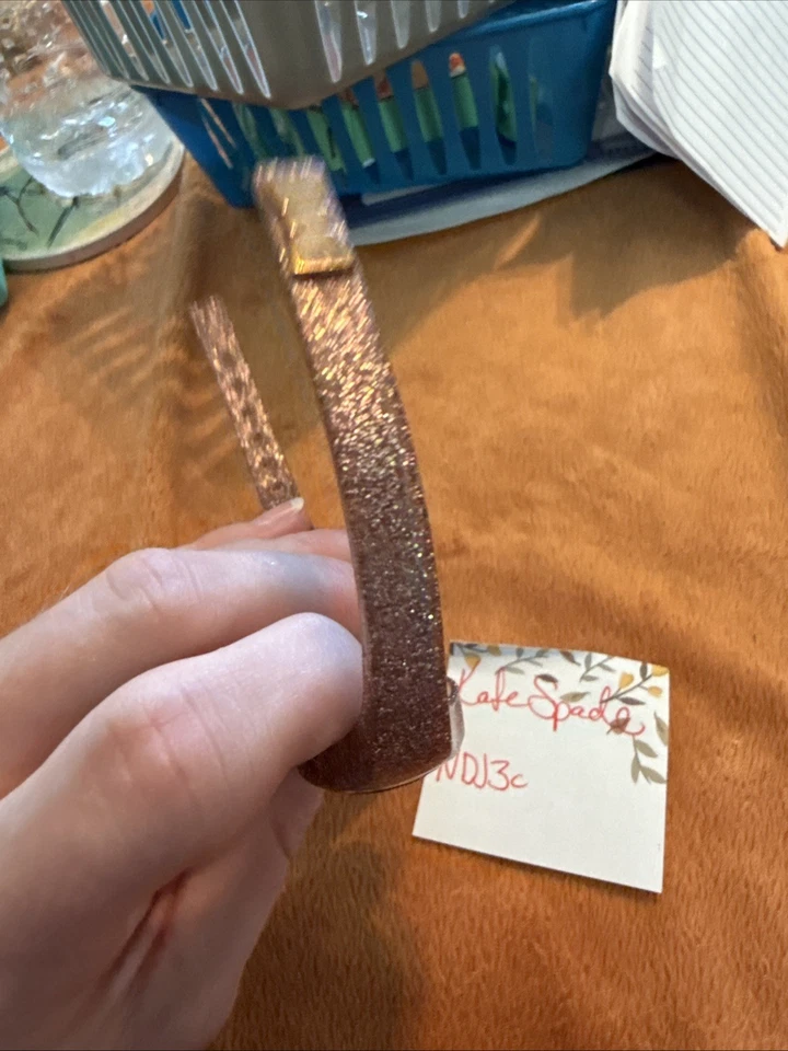 Diseñador Kate Spade Rosa Brillo Correa Ajustable Deporte Vieira Rastreador de Actividad Foto 3 de 4