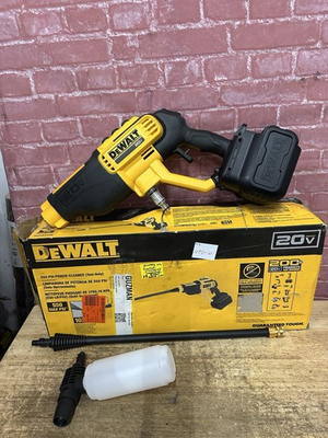 #ad DEWALT 20V MAX 550 PSI Cold Water Pressure Washer NPD 20T DCPW550B Used $79.99