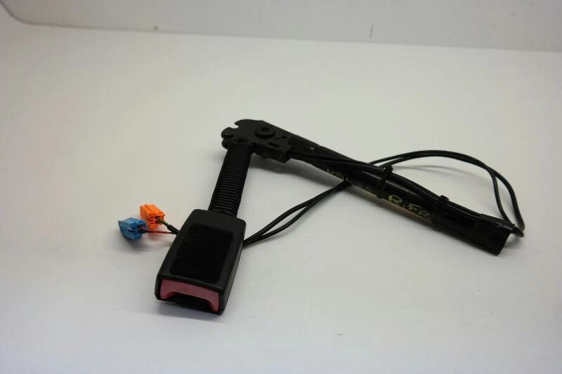 08-09 LAND ROVER LR3 FRONT PASSENGER RIGHT SEAT BELT BUCKLE OEM — 第 2/4 张图片