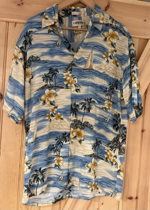 Campia Moda Men's Blue Hawaiian Floral Rayon Short Sleeve Button-Up Shirt L