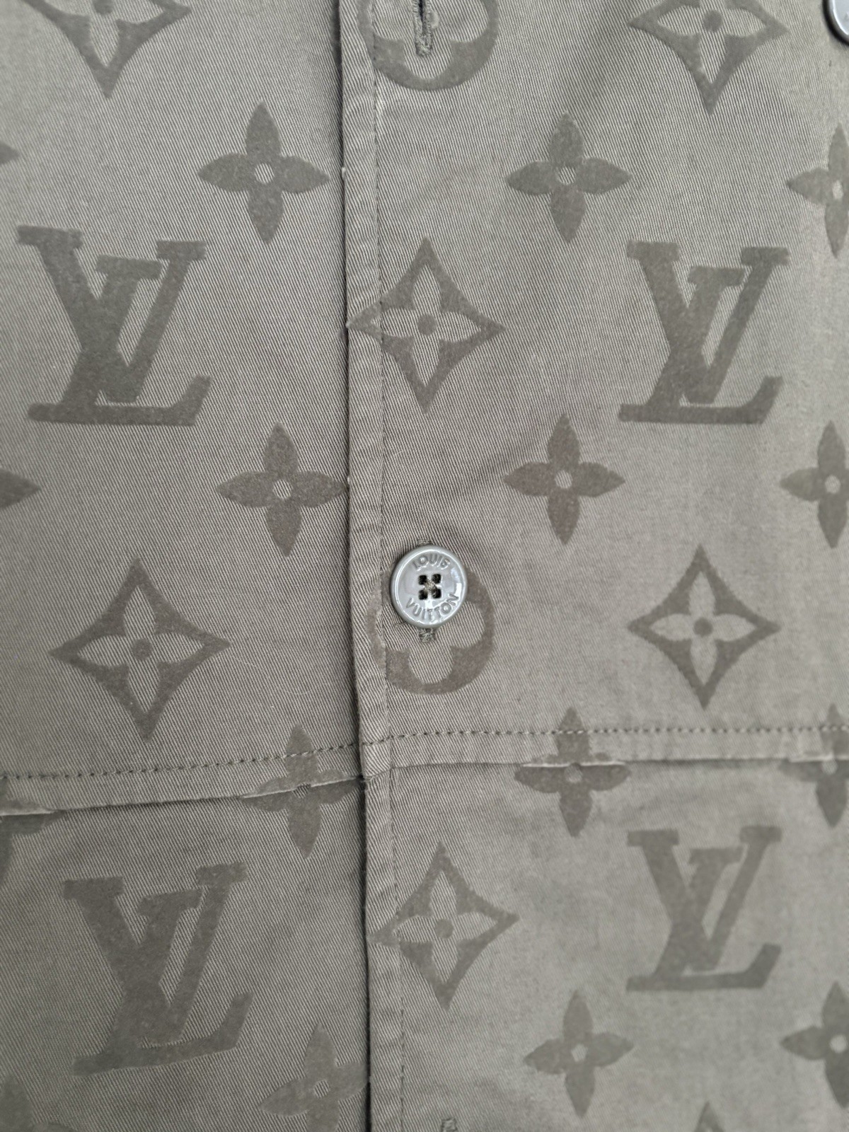 Louis Vuitton 2023 Army Green Full Print Overshirt Men’s Size M image 5