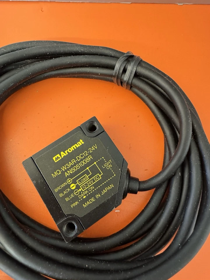 Aromat MQ-W3AR-DC12-24V фотоэлектрический датчик 12-24VDC набор  - Изображение 4 из 4