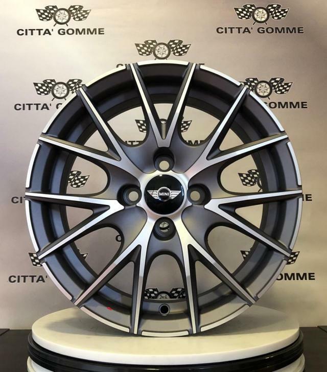 Foto 2 di 7