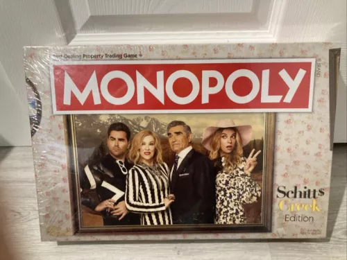Monopoly Schitts Creek Edition USAopoloy Boardgame New Sealed