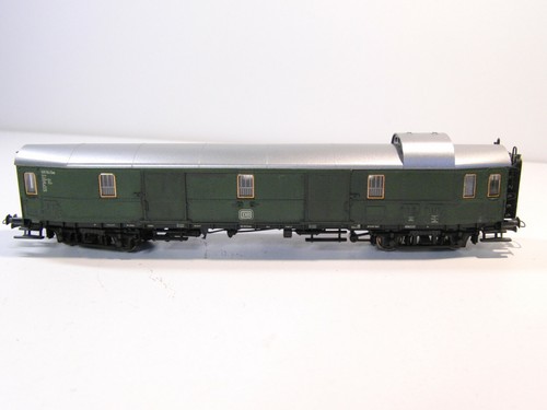 Roco H0 4220B Gepäckwagen Pw4ü, DB, leicht GEALTERT, sehr gut, o.OVP #2123 | Zustand: Gebraucht