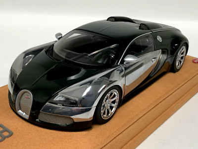 1/18 AutoArt  Bugatti Veyron L'Edition Centenaire Green /Malcom Campbell.  70958