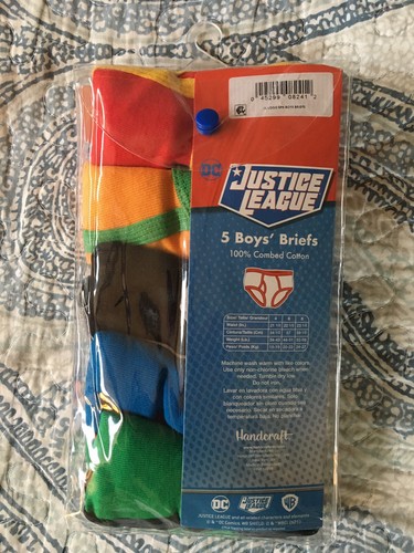 Boys Justice League Briefs Size 4 Package Of 5 Briefs New - Picture 2 of 5