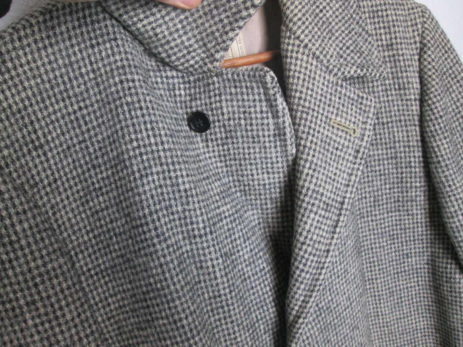 Picture 4 of 17