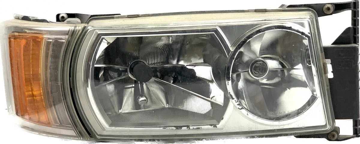 2039160 1949900 2442612 Headlamp Xenon, Right SCANIA P- / G- / R 