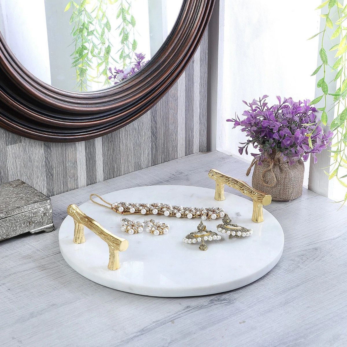 White and 2024 gold serving tray