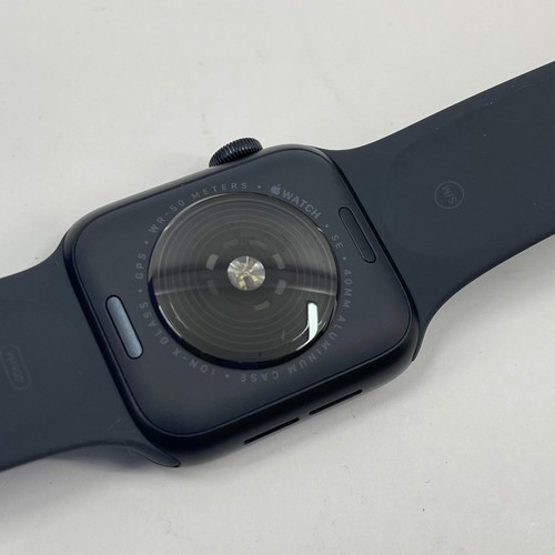 GPS Only Apple Watch SE 2nd Gen 40MM Black Aluminum Black Sport Band A2722 - Zdjęcie 5 z 8