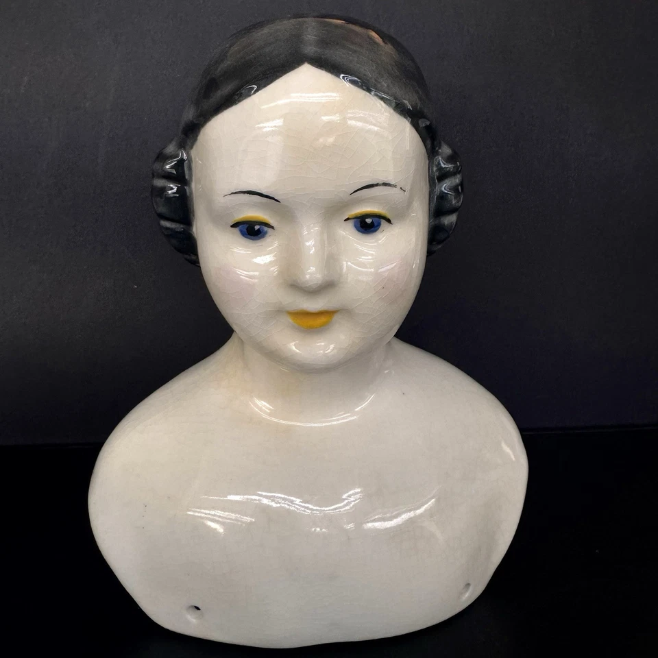 Lote de 2 cabezas de muñeca de porcelana antiguas/vintage Foto 4 de 4