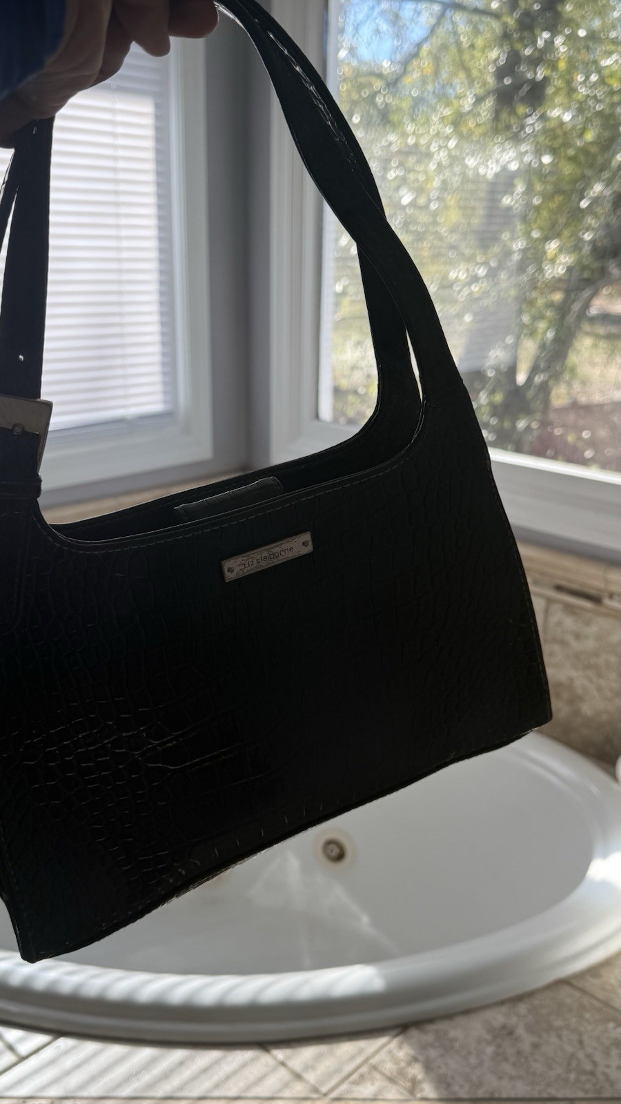 Liz Claiborne Black Leather Shoulder/hand Bag Travel Tote