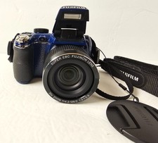 FUJIFILM FINEPIX S4080 14 MP Digital Camera - Blue